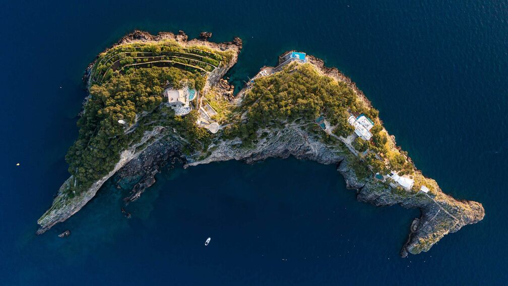 L’ÎLE DES SIRÈNES